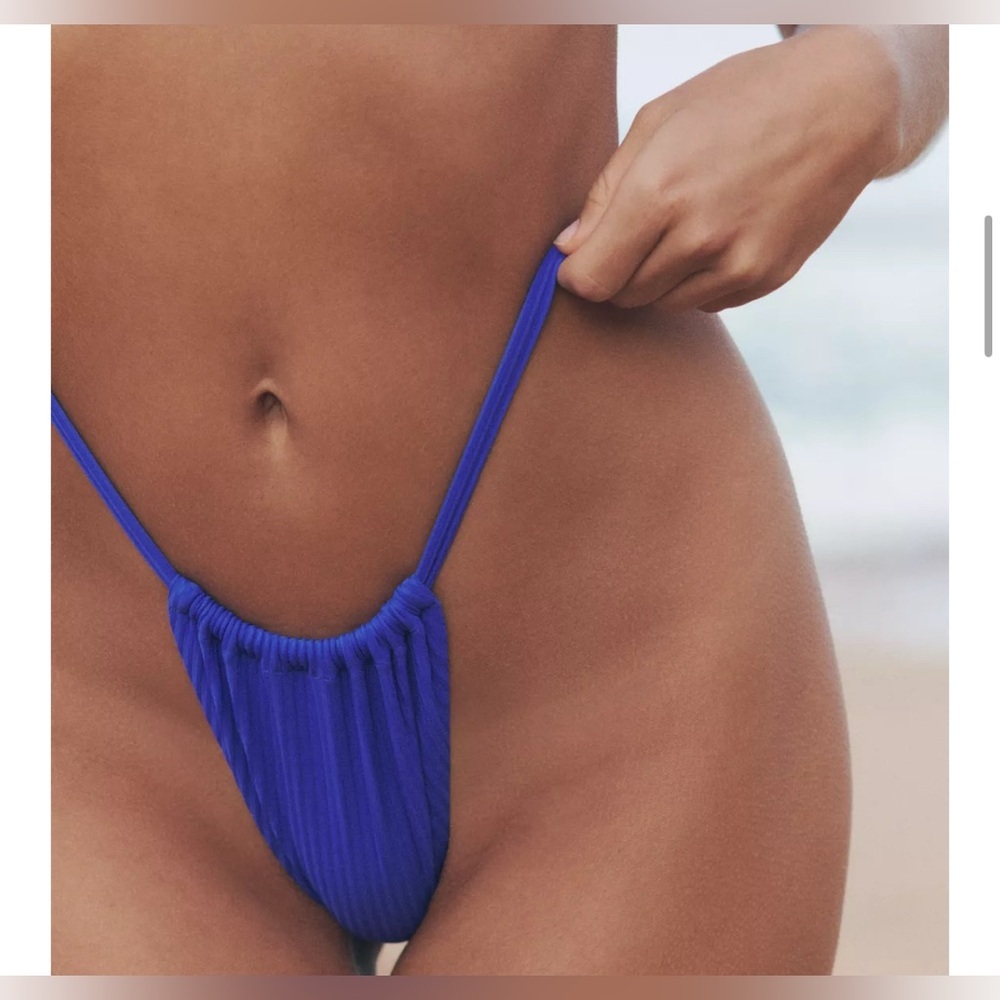 Nwt- zara- side tie ribbed bikini bottom-small